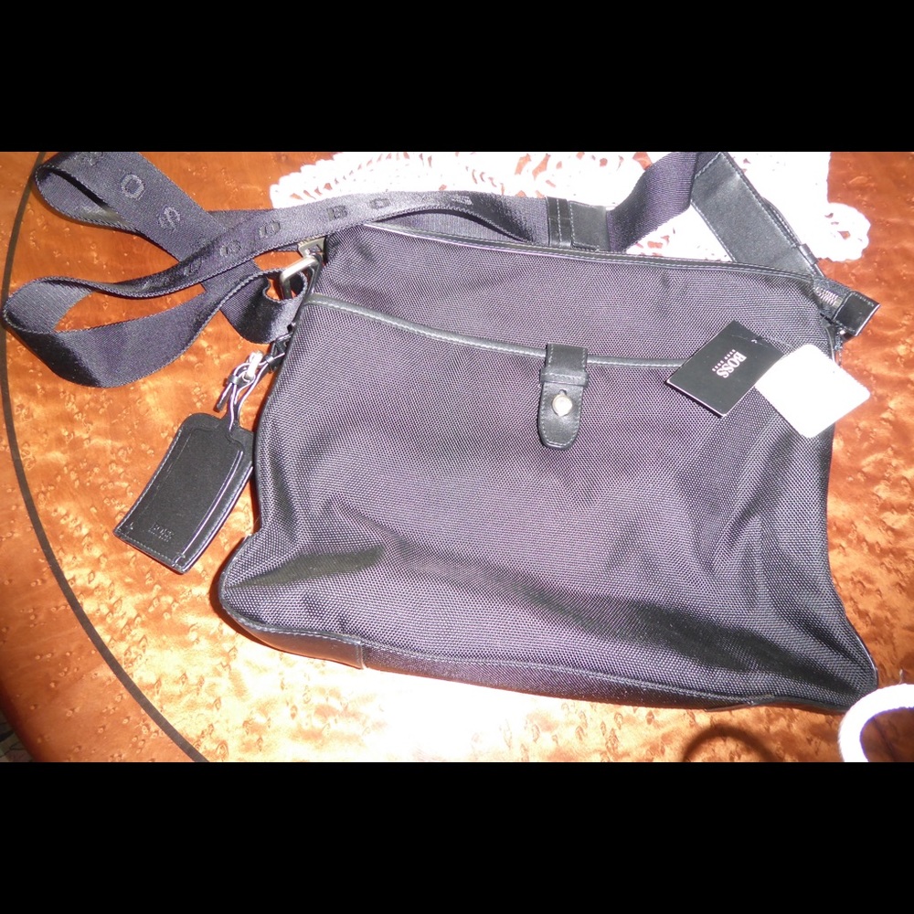 Hugo Boss bag Torn